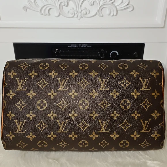 🔥😍Beautiful🔥 😍   Authentic Louis Vuitton Speedy 30 - Picture 4 of 16